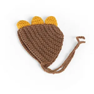 Bonnet crochet dinosaure marron pour animaux, chapeau tricoté chaud pour petits chiens et chats.