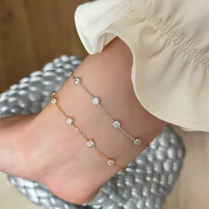 Filigrane S925 Silber Armbänder mit Zirkonia Steinen, doppelter glänzender Schiebe Armschmuck.