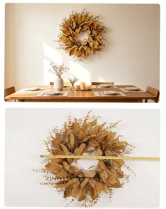 Gros plan et scène de style de vie de la couronne de feuilles d'eucalyptus, décors.