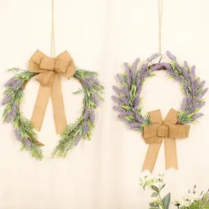 Ghirlanda sospesa di lavanda artificiale con fiocco in juta per decorazione porta e parete.