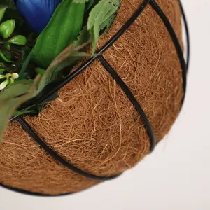 Panier suspendu de tulipes artificielles avec doublure en fibre de coco et cadre en métal