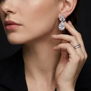 Eleganti Orecchini in Rame Zirconia Goccia d'Acqua Micro Intarsiati Orecchini a Pendente Gioielli di Moda per Donna Festa Matrimonio Banchetto