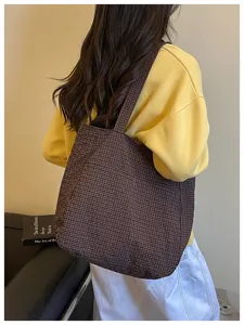 Lassige braune Karo-Tasche, leichte Tasche mit grossem Fassungsvermogen fur Damen Einkauf.