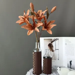 Simulated oil painting color printed 3-head small lily artificial flower detail view for home decor