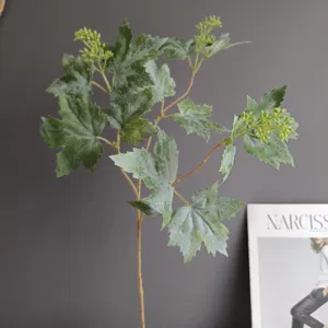 Rama de planta artificial con hojas de arce falsas decoración del hogar nórdico detalle