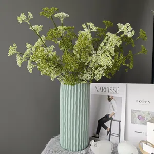 Estilo Nórdico Rama de Fruta Artificial Tallo de Baya de Plástico Decoración del Hogar Arreglo Floral