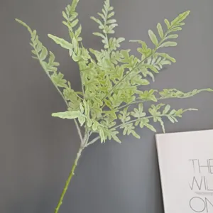 Felce artificiale ramo singolo pianta finta fogliame verde per decorazione casa