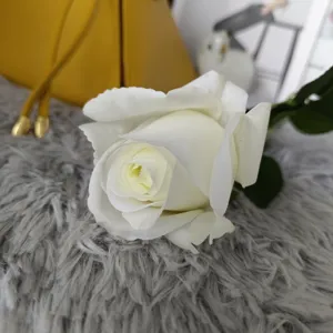 Rosa blanca artificial rama única decoración del hogar flor accesorio de fotografía deco