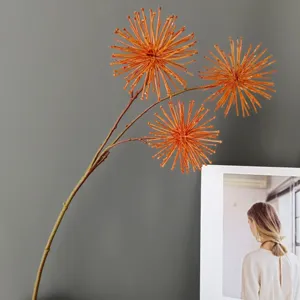 Künstlicher Löwenzahn Blumensteg Detailansicht, ideal für moderne Heimdekoration und florales Design.