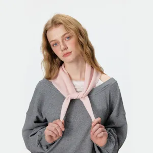 Foulard triangulaire en tricot rose pour femme, cache-cou d'hiver douillet bordure dentelle