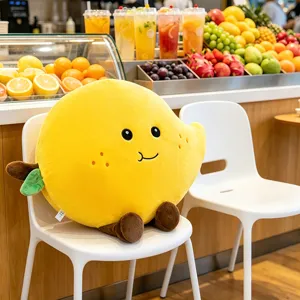 Joli coussin en peluche fruit de dessin animé, coussin jaune doux pour chambre d'enfant.