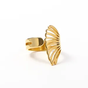Gold irregular open ring, niche design light luxury fashion jewelry for women daily commute.