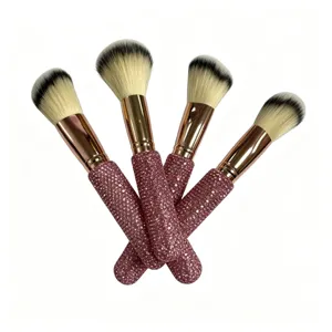 Roze strass handvat make-up kwast detail, zachte synthetische borstel voor poeder