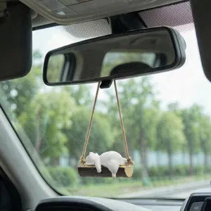 Adorable pendentif de balançoire ours polaire pour rétroviseur intérieur de voiture