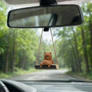 Adorable ornement suspendu de voiture ours balançoire, charmant pendentif de rétroviseur auto.