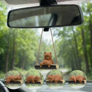 Mignon Ours Balançoire Ornement Suspendu de Voiture Résine Animal de Dessin Animé Pendentif de Rétroviseur Décoration Intérieure Cadeau de Noël