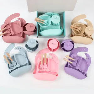 Komplettes Baby Silikon Fütterungsset Saugnapf Schale Teller Lätzchen Löffel Gabel
