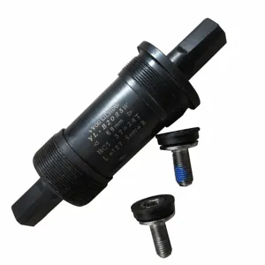 Vierkant-Tretlager Detailansicht mit robuster Metallkonstruktion und passenden Schrauben.