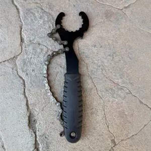 Herramienta desmontaje cassette bicicleta, llave de cadena para reparación y mantenimiento.