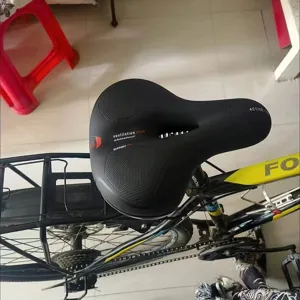 Comfortable bicycle saddle mountain bike seat breathable ergonomic cushion for cycling