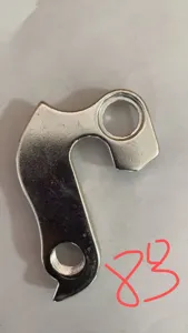 Detailansicht eines robusten Ersatzteils für das Mountainbike Schaltauge aus Metall.
