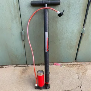 Tragbare Standluftpumpe mit Manometer Mehrzweck Handluftpumpe fur Balle und Fahrraeder