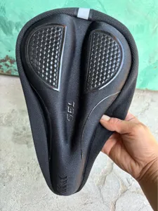 Dicker fahrradsattel bezug mit gel polsterung, atmungsaktives sitzkissen fuer mountainbikes.