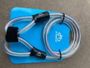Antivol de vélo portable avec gaine transparente PVC, câble de sécurité pour cyclisme plein air.