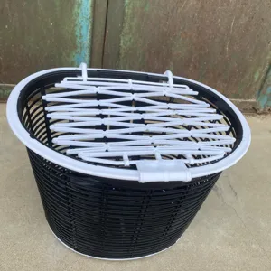 Panier de vélo en plastique durable avec couvercle blanc panier suspendu avant pour vélos