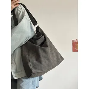 Casual large capacity slouchy shoulder tote bag for women commuting daily use detail.