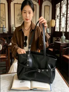 Women Large Capacity Commuter Tote Bag PU Leather Motorcycle Style Shoulder Bag Casual Fashion Underarm Bag
