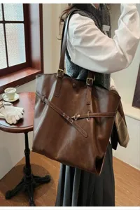 Large capacity casual shoulder bag, stylish commuter tote bag for women autumn winter style