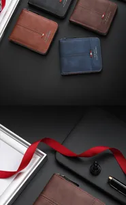 Men short zipper wallet retro style casual PU leather card holder coin purse detail view.