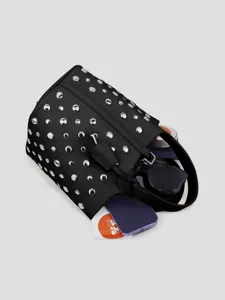 Borsa a secchiello nera con borchie da donna, stile punk in ecopelle borsa a tracolla e mano.