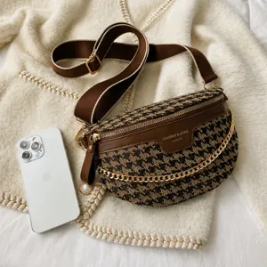 Modische Hahnentritt Bauchtasche für Damen, schicke Brusttasche mit breitem Gurt und Kette.