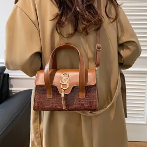 Stilvolle Retro Umhängetasche Handtasche für Damen Herbst Arbeit Mode Krokodilmuster Schick