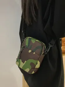 Taktische Outdoor-Camouflage-Umhängetasche für Reisen, lässige Crossover-Aufbewahrung.