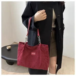 Modische Kord-Tasche für Damen, große Umhängetasche für den Alltag, Freizeit und Pendeln.