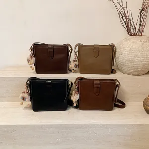 Sac Seau pour Femmes en Cuir PU avec Couleur Unie et Pendentif Chic Sac Bandoulière pour Utilisation Quotidienne