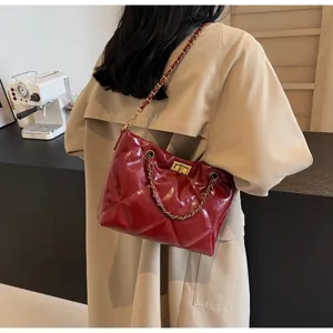 Gesteppte Damentasche mit Kettengriff, elegante PU Leder Schultertasche fuer den Alltag.
