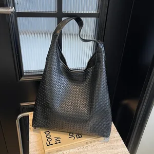 2024 Mode Rétro Sac Cabas Tissé pour Trajet Design Niche Sac Bandoulière Grande Capacité