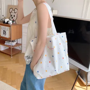 Borsa shopper in tela a pois colorati, grande borsa a spalla casual per uso quotidiano.