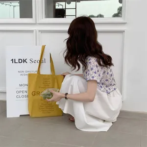Yellow canvas tote bag with grocery vegetable print, casual daily shoulder handbags.