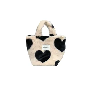 Japanische süße Plüsch Handtasche mit schwarzem Herzmuster, weiche und geräumige Alltagstasche.
