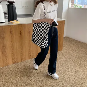 Sac cabas en toile à carreaux noir et blanc, grand sac bandoulière minimaliste pour femme.