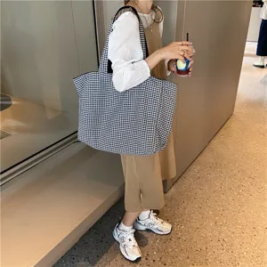 Black and white checkered canvas tote bag, casual large capacity shoulder bag for daily use.