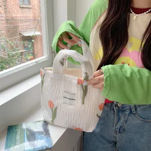 Tulip embroidered pleated canvas tote bag casual shoulder handbag for women daily shopping.