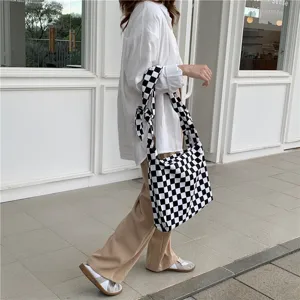 Sac cabas en toile à motif damier noir et blanc, grand sac porté épaule décontracté pour femme.