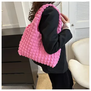 Pink pleated shoulder bag for women, stylish casual commute hobo handbag with large capacity.