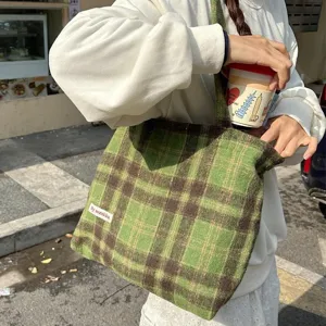Women's Casual Large Capacity Woolen Plaid Tote Bag Vintage Woven Shoulder Bag Autumn Winter Daily Handbag